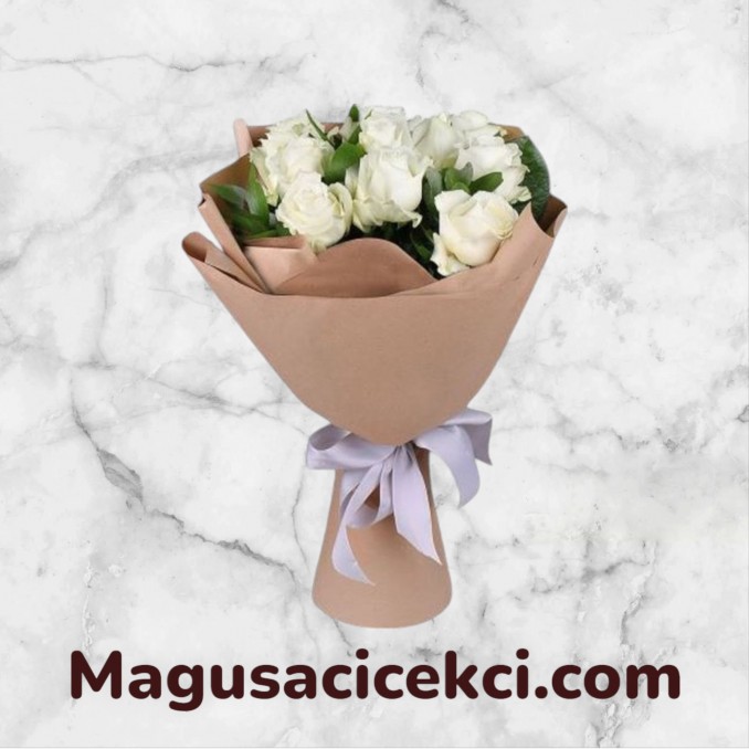 9 Adet Beyaz Gül Buketi