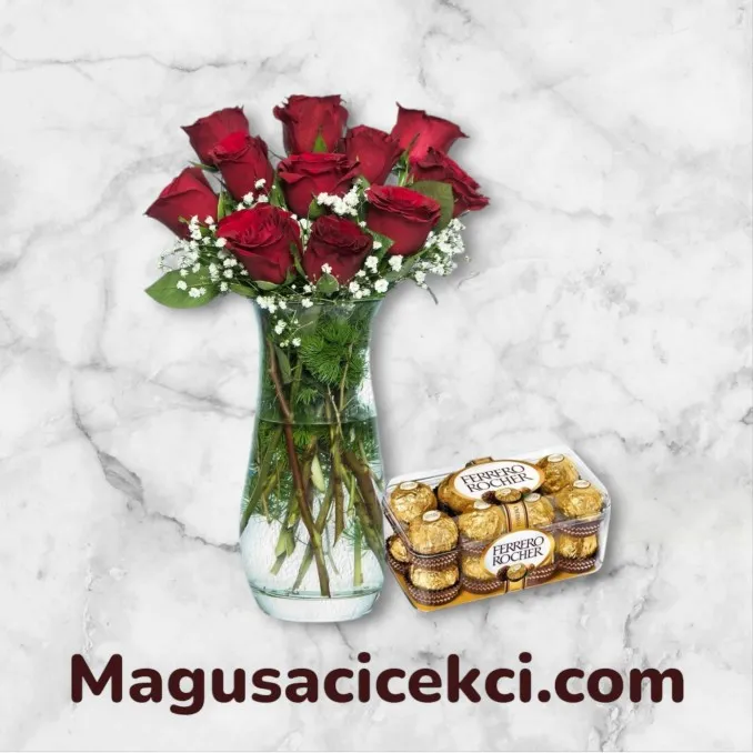 Vazoda 11 Kırmızı Gül ve Çikolata